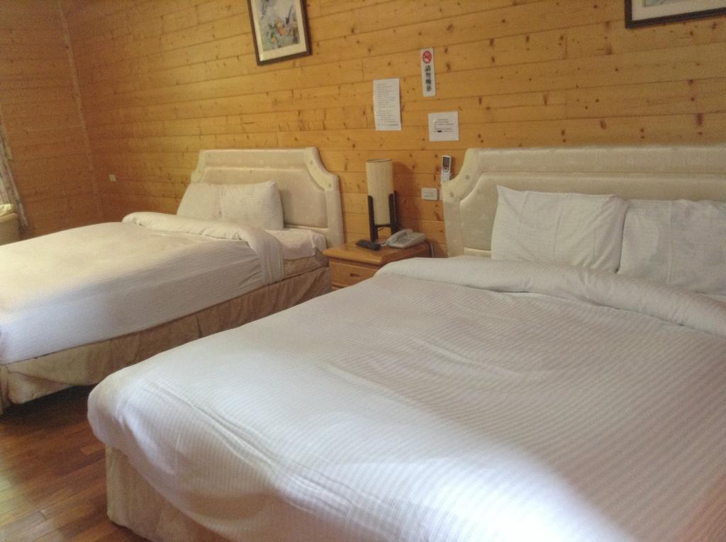 Bunbury Fruit Ranch B&B Zsenaj Szoba fotó
