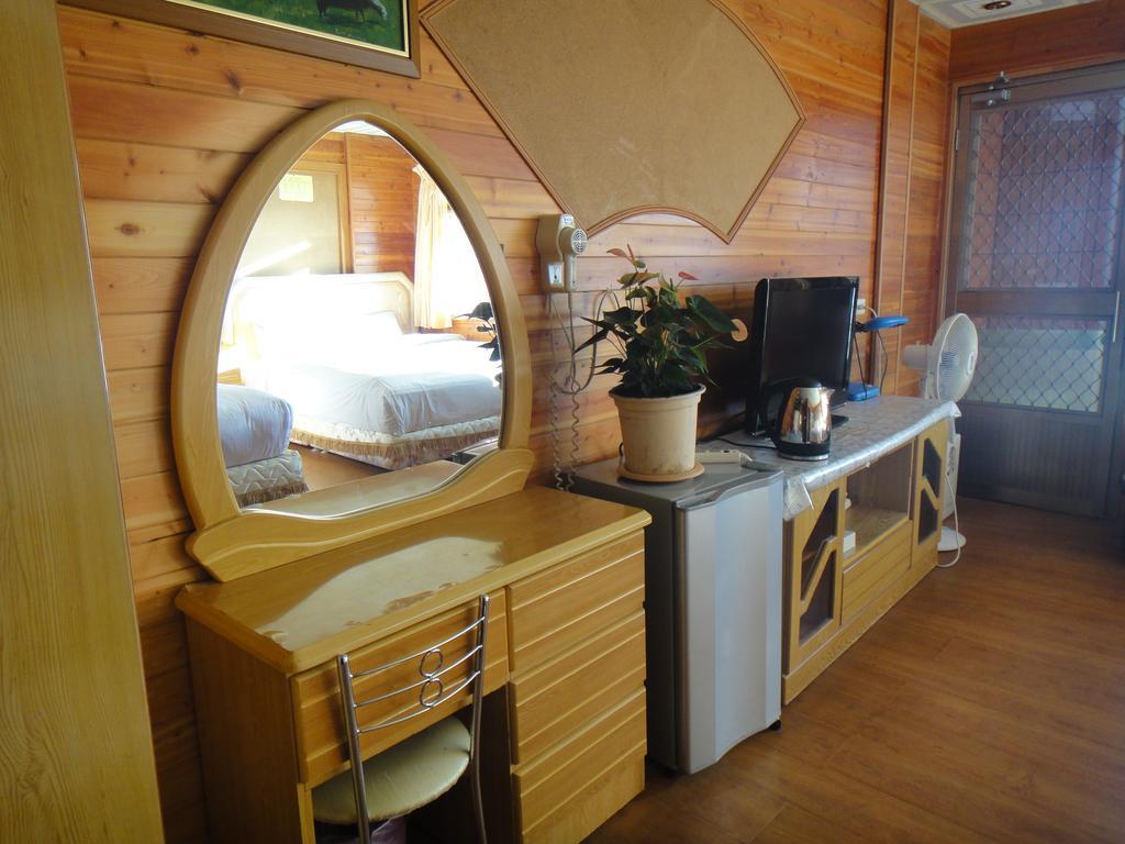 Bunbury Fruit Ranch B&B Zsenaj Szoba fotó